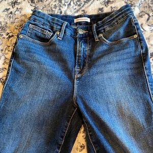 Good American Good Legs skinny jean size 28